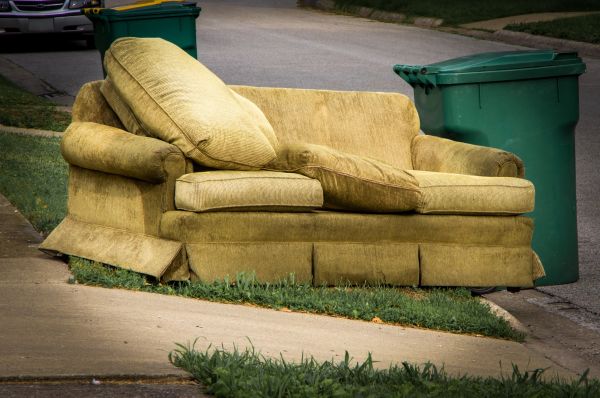 Sofa Removal Service in Woodinville