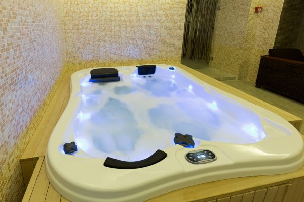 Spa Disposal in Woodinville