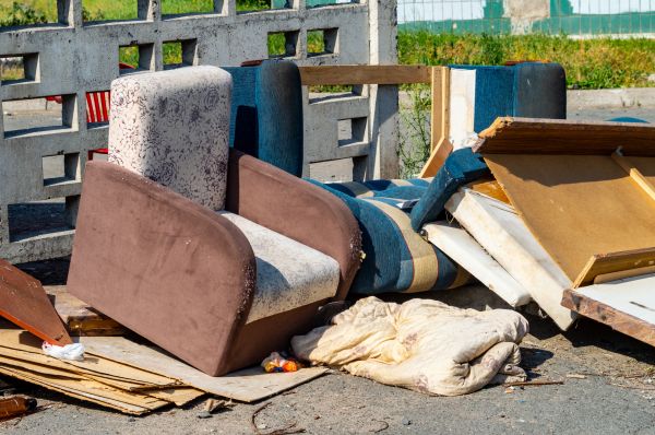 Outdoor Furniture Disposal in Woodinville